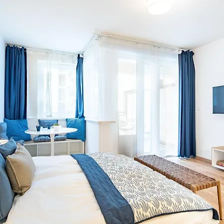 - Balcony - Cute Daire Budapeşte